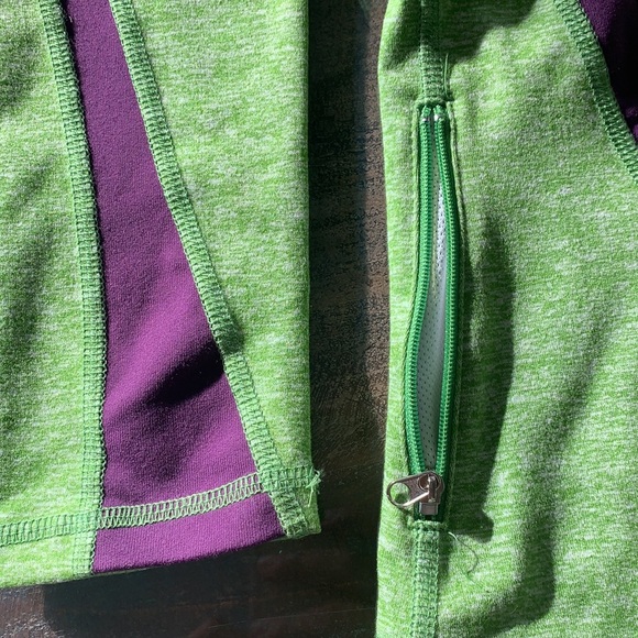 One Tooth Zipper Jacket - Picture 5 of 7